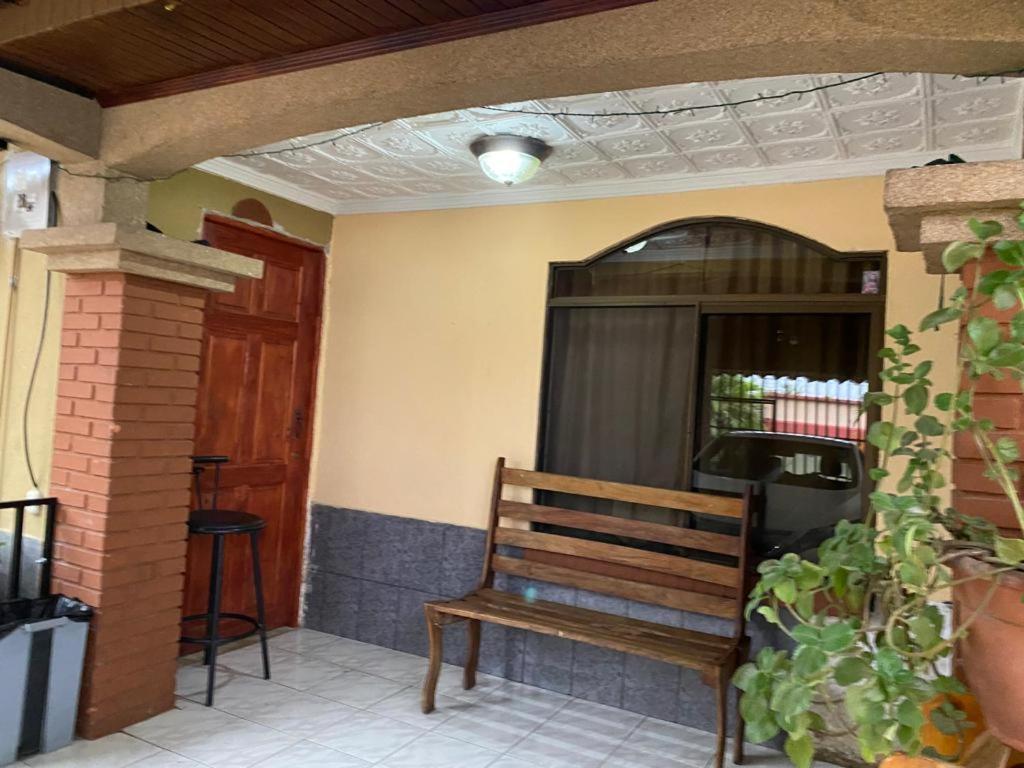Casa Lupita Alajuela公寓 外观 照片